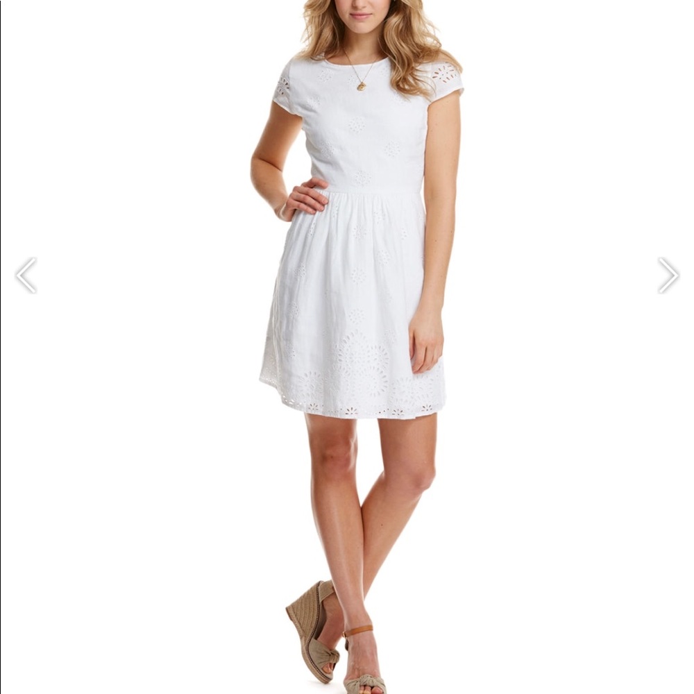 Vineyard Vines White eyelet dress